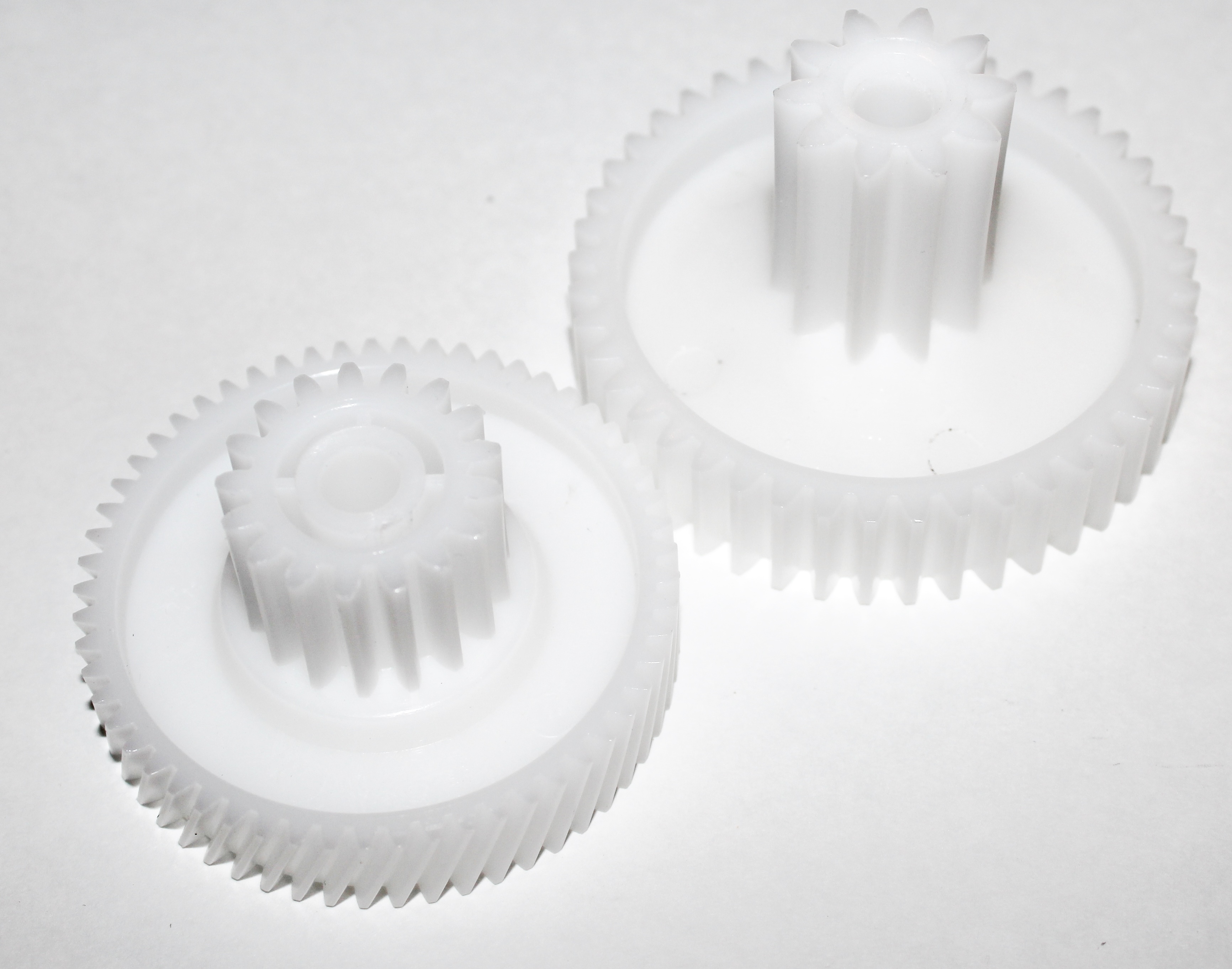 Комплект шестеренок мясорубки Binatone BIN008 D70/24+63/28 L43/16+32/13