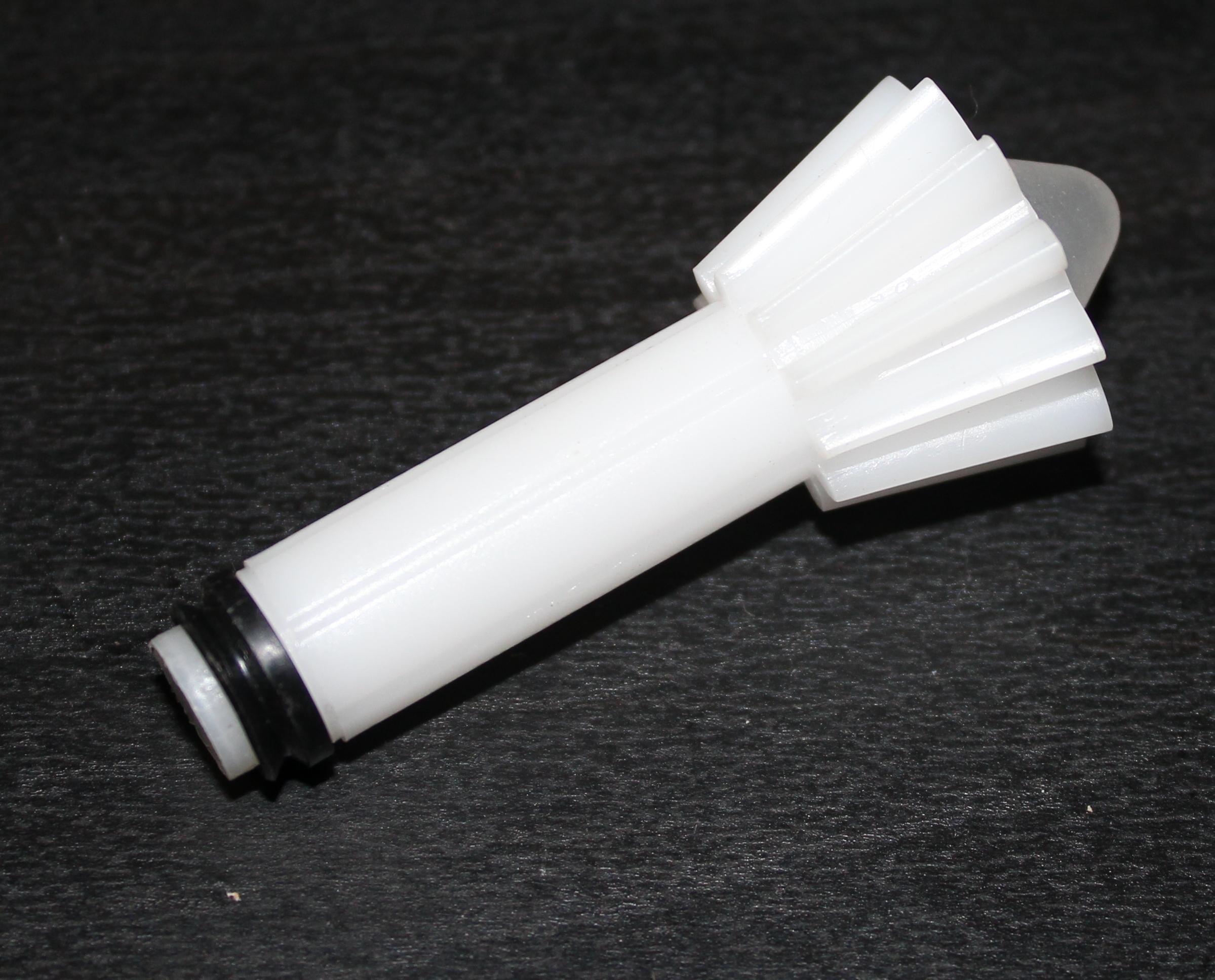 Шестерня для кухонного комбайна Bosch/Siemens BS013 D23-15/11 L52/16