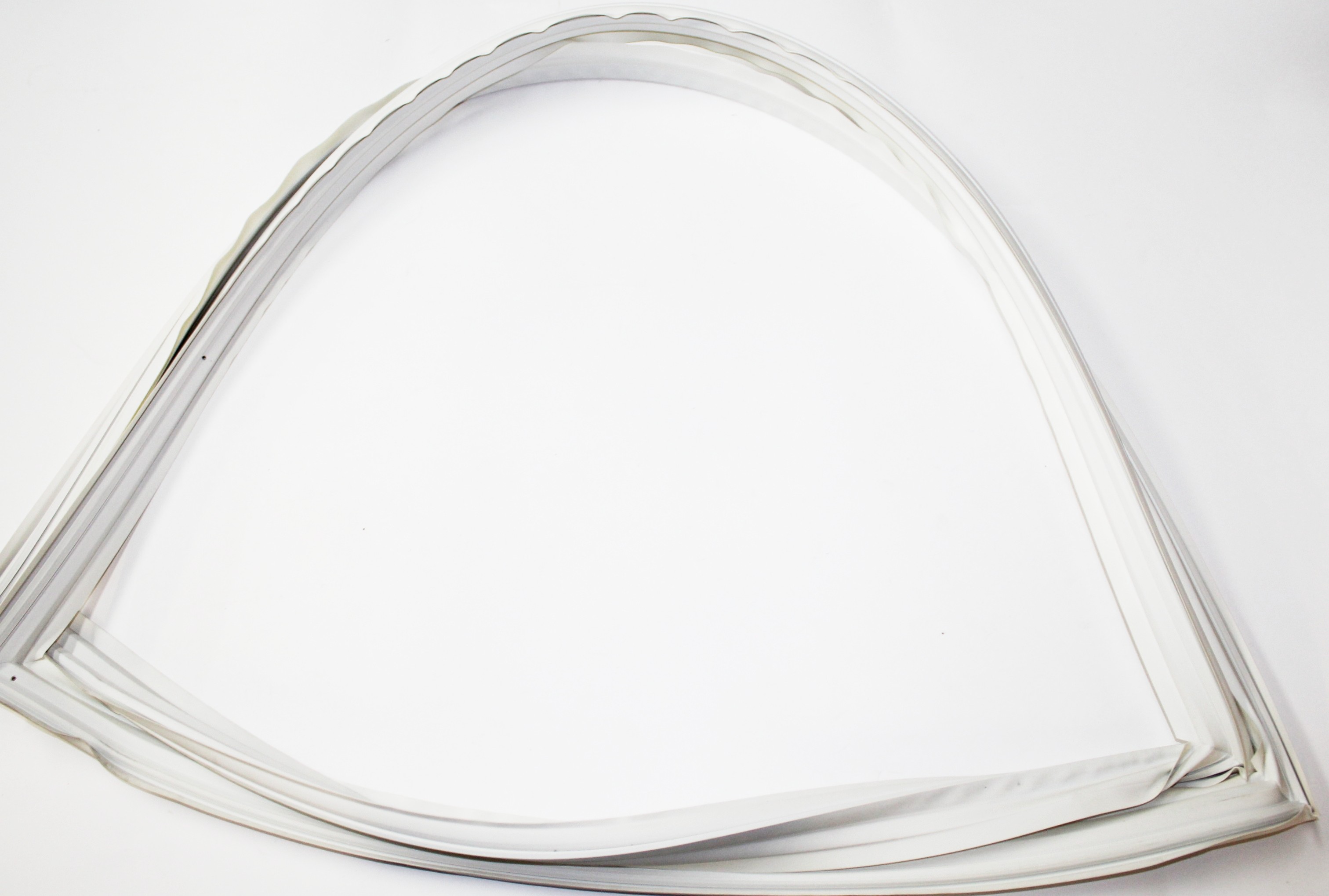 Уплотнитель двери холодильника Electrolux (Электролюкс), Zanussi (Занусси), AEG (АЕГ) 2248016335