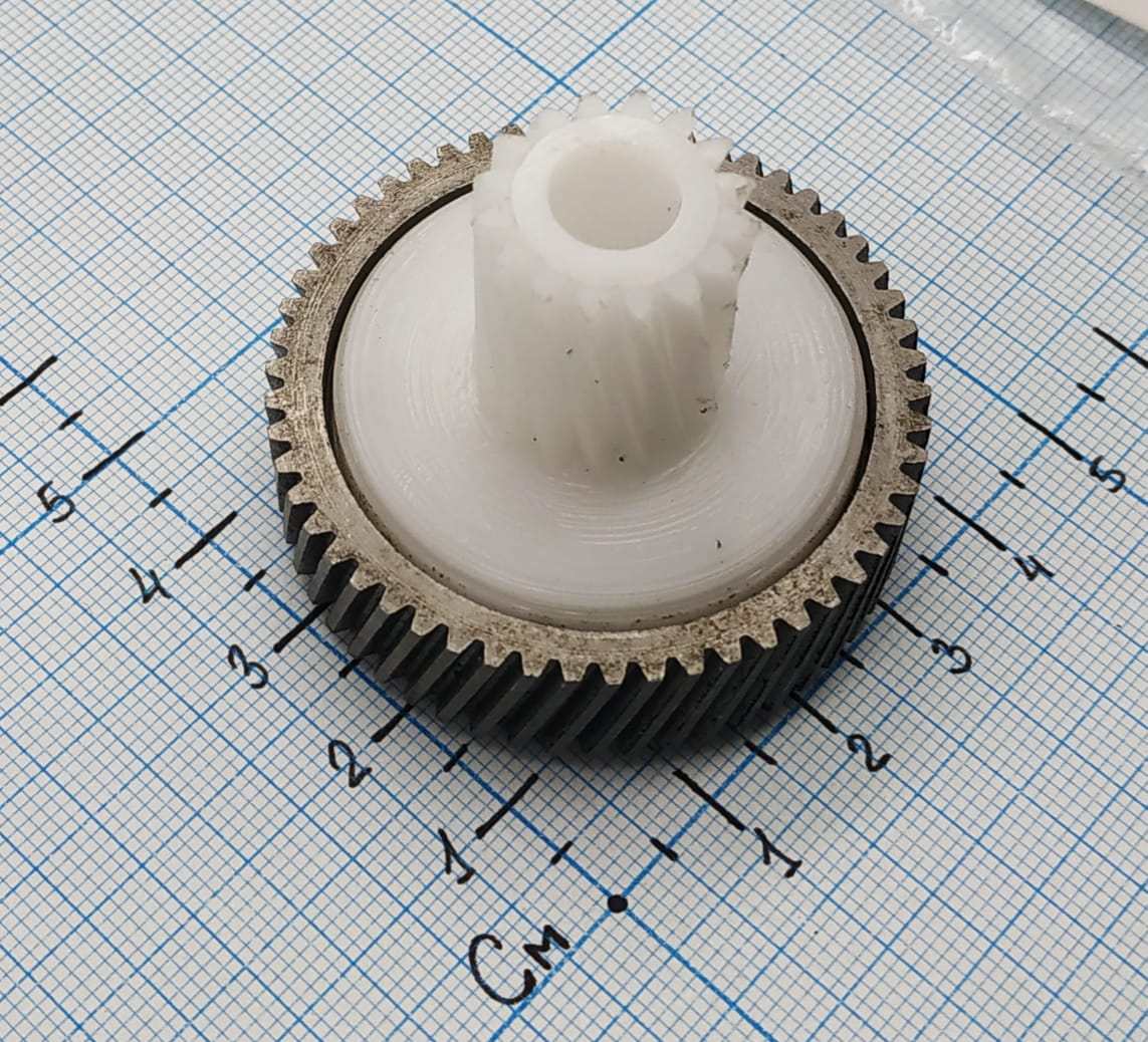 VT003 Шестерня для мясорубки Vitesse (метал.зубья)