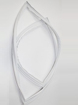 Уплотнитель холодильника Бирюса 6р-р 1338*553мм. HL111 (Под саморез) 0011301000