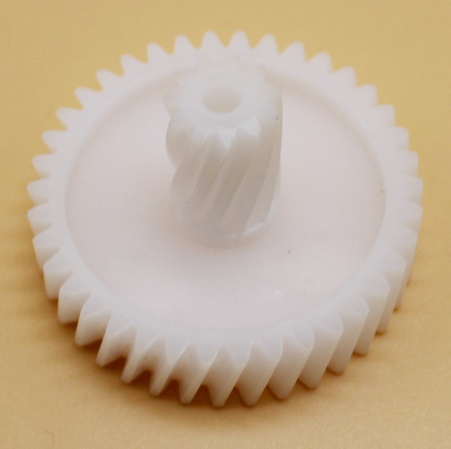 Шестерня мясорубки Бриз код: BRZ1138