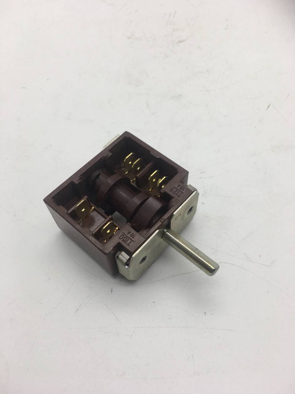 Переключатель мощности духовки ПМЭ27-23314 (3 ПОЗ. 2+0) ШТОК 22 мм ISL010UXL